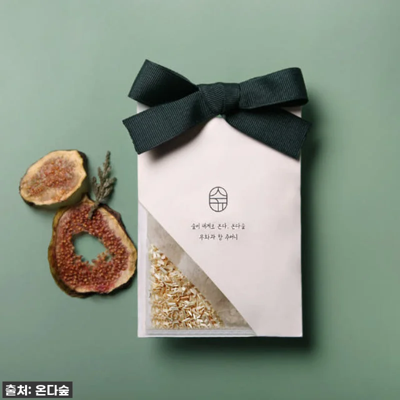 향기 덕후 인생템 등극! 천연 나무칩 사쉐 디퓨저, 옷장부터 거실까지 은은한 힐링~ (최저가 꿀팁까지!) 9 향기 덕후 인생템 등극! 천연 나무칩 관련 이미지 1