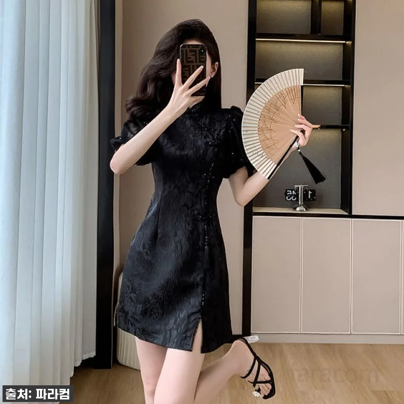 레트로 자카드 스팽글 퍼프 슬리브 미니 드레스 여름 파티룩 빈티지 스타일 결혼식 피로연 반짝이는 디자인 스퀘어넥드레스 슬림핏 8 레트로 자카드 스팽글 퍼프 슬리브 미 관련 이미지 1