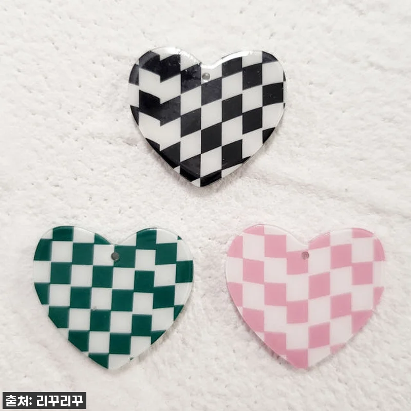 이슈템 등극! 내 가방에 센스를 더한 관련 이미지 1