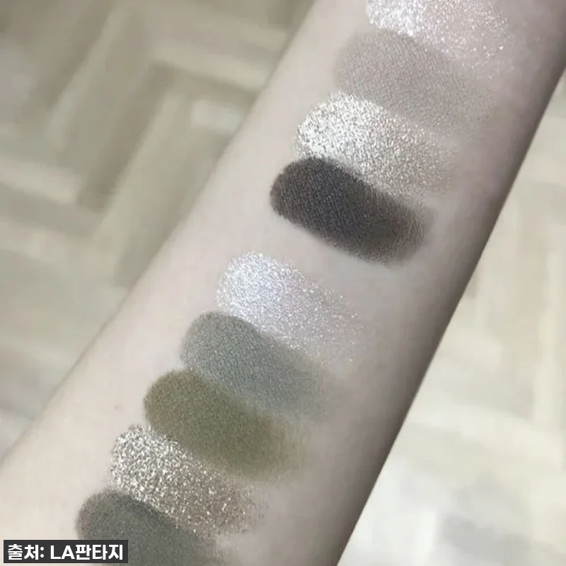 ✨ 품절대란 예감! 컬러로즈 카키 섀 관련 이미지 3