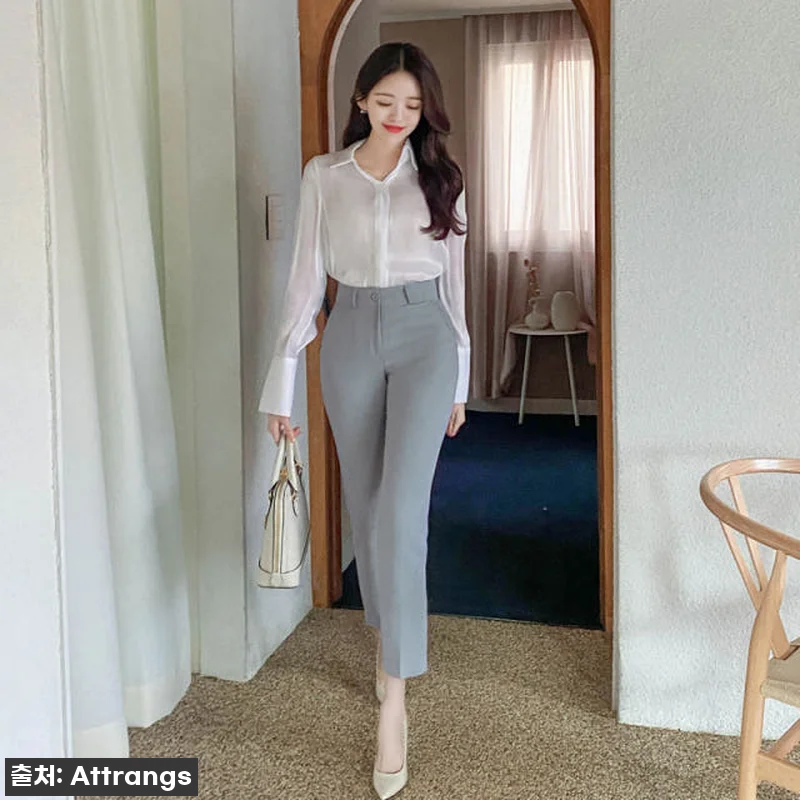 새틴 시스루 와이드 커프스 블라우스 관련 이미지 4