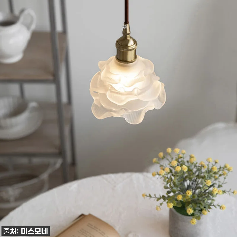 ✨ 우리 집 무드 100배 상승! 밀크글라스 장미 펜던트 조명, 이거 찐후기 갑니다! 💖 10 ✨ 우리 집 무드 100배 상승! 밀 관련 이미지 4