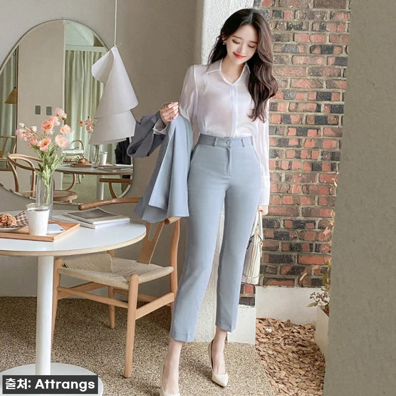 새틴 시스루 와이드 커프스 블라우스 관련 이미지 5