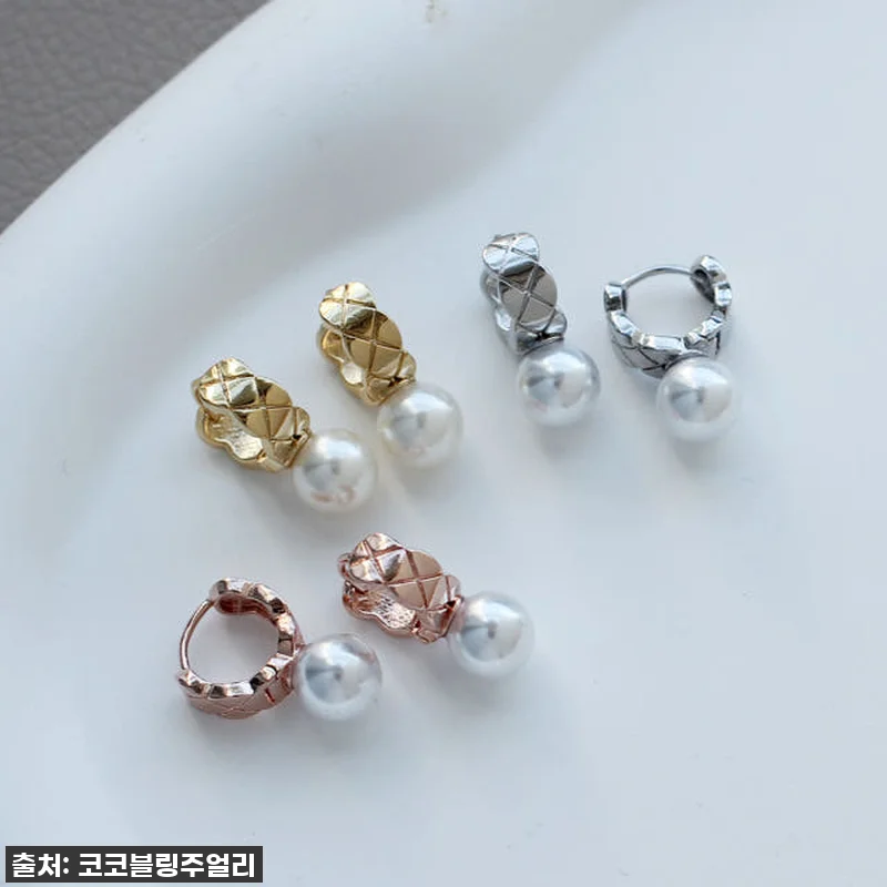 이슈템! 퀼팅 진주 귀걸이, 착용하자마자 "어디서 샀어?" 질문 폭주! 💖 (22% 할인 중!) 17 이슈템! 퀼팅 진주 귀걸이, 착용하자 관련 이미지 7