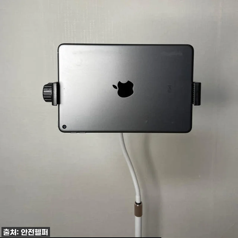 🚨품절임박🚨 홈캠거치대 이거 하나면 우리집 육아/펫케어/보안 완벽! 찐후기 대방출! 19 🚨품절임박🚨 홈캠거치대 이거 하나면 관련 이미지 8