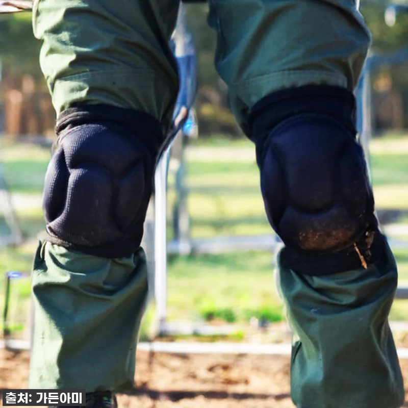 무브탑 군대 무릎보호대 노인 군인 작 관련 이미지 1