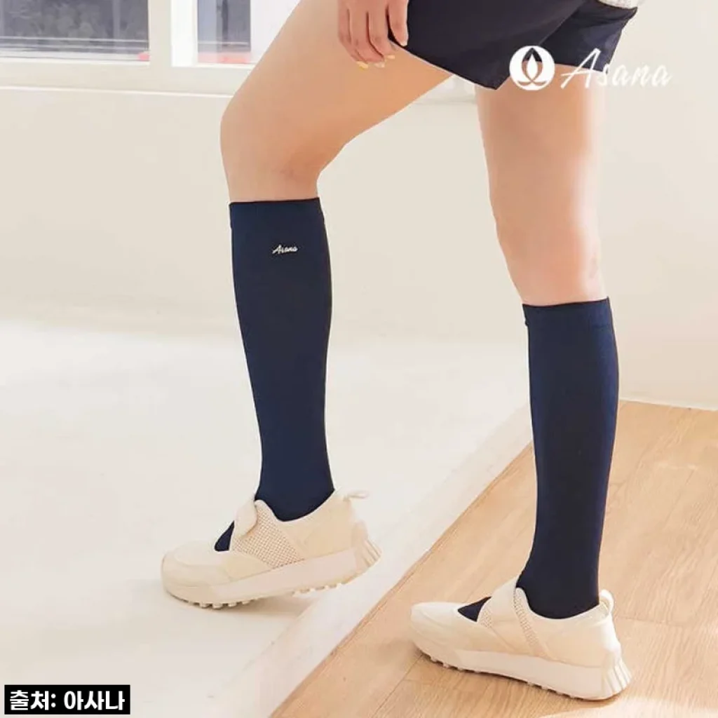 달릴 맛 나는 아사나 컴프레션 니삭스! 🏃‍♀️ 품절 임박 할인으로 득템한 찐후기!