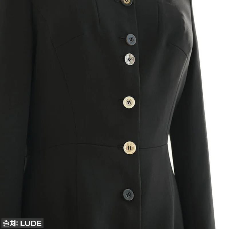 분위기 여신 등극! 루드 블랙 스퀘어 관련 이미지 1