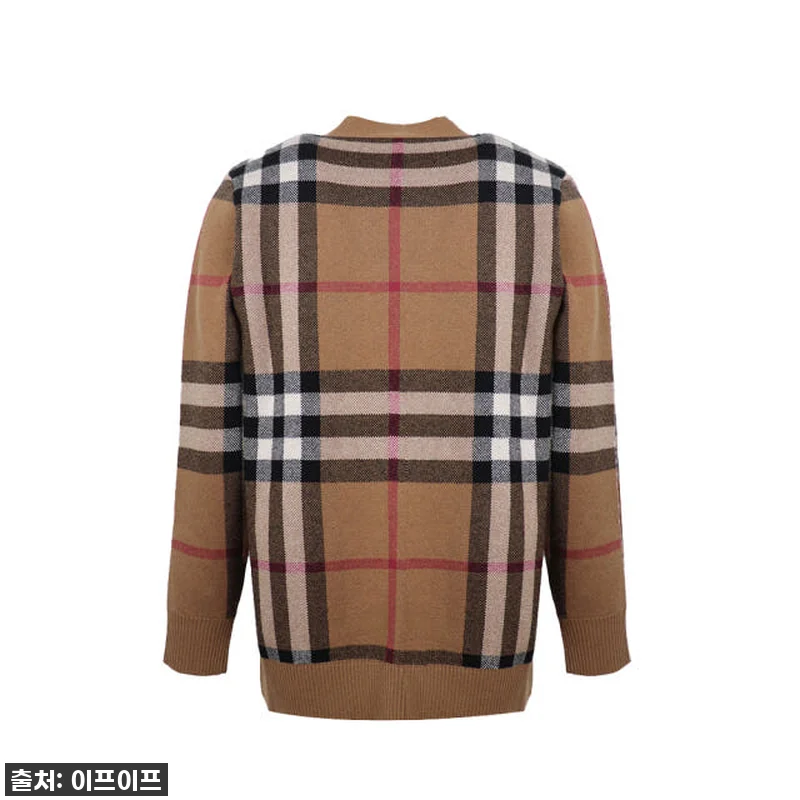 포근함과 스타일을 동시에! 버버리 울 관련 이미지 1