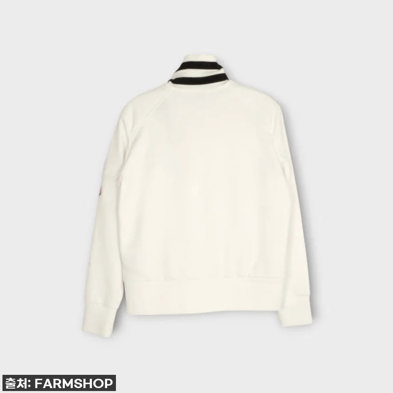 쌀쌀한 날씨도 두렵지 않아! 몽클레어 관련 이미지 2