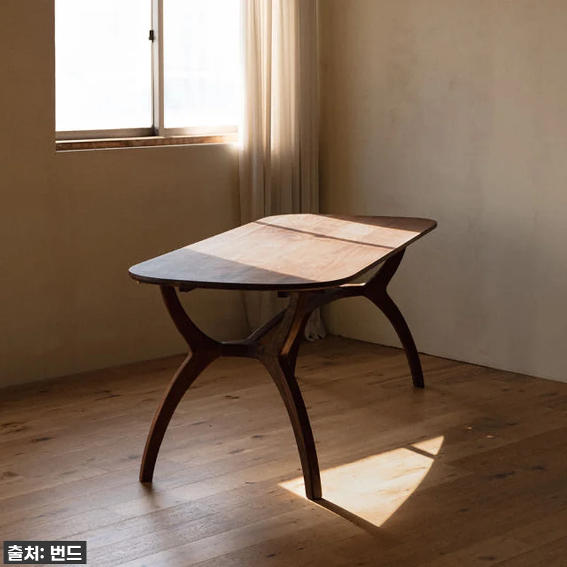 우리 집 거실의 품격을 높여준 번드 관련 이미지 4