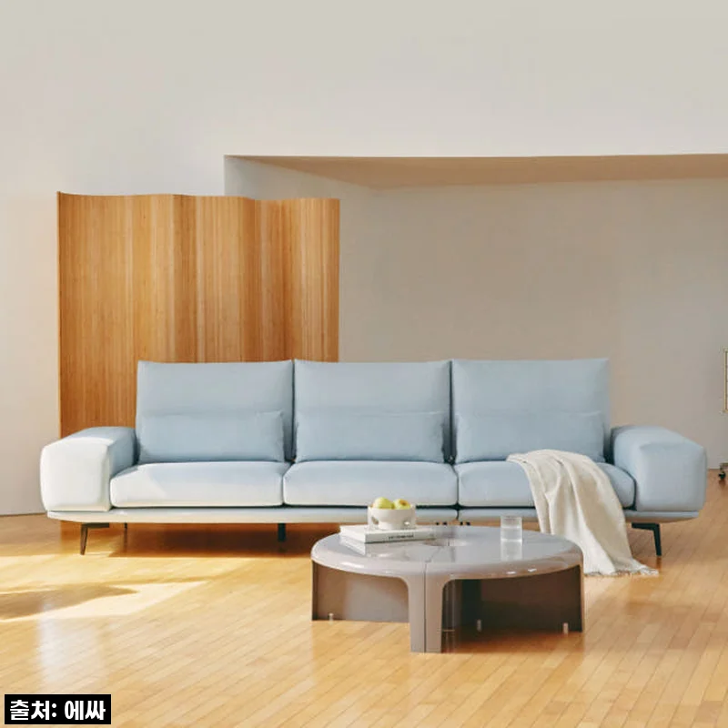 우리 집 거실의 품격을 한 단계 높이다! 에싸 키보 4인 스윙 기능 소파 솔직 후기