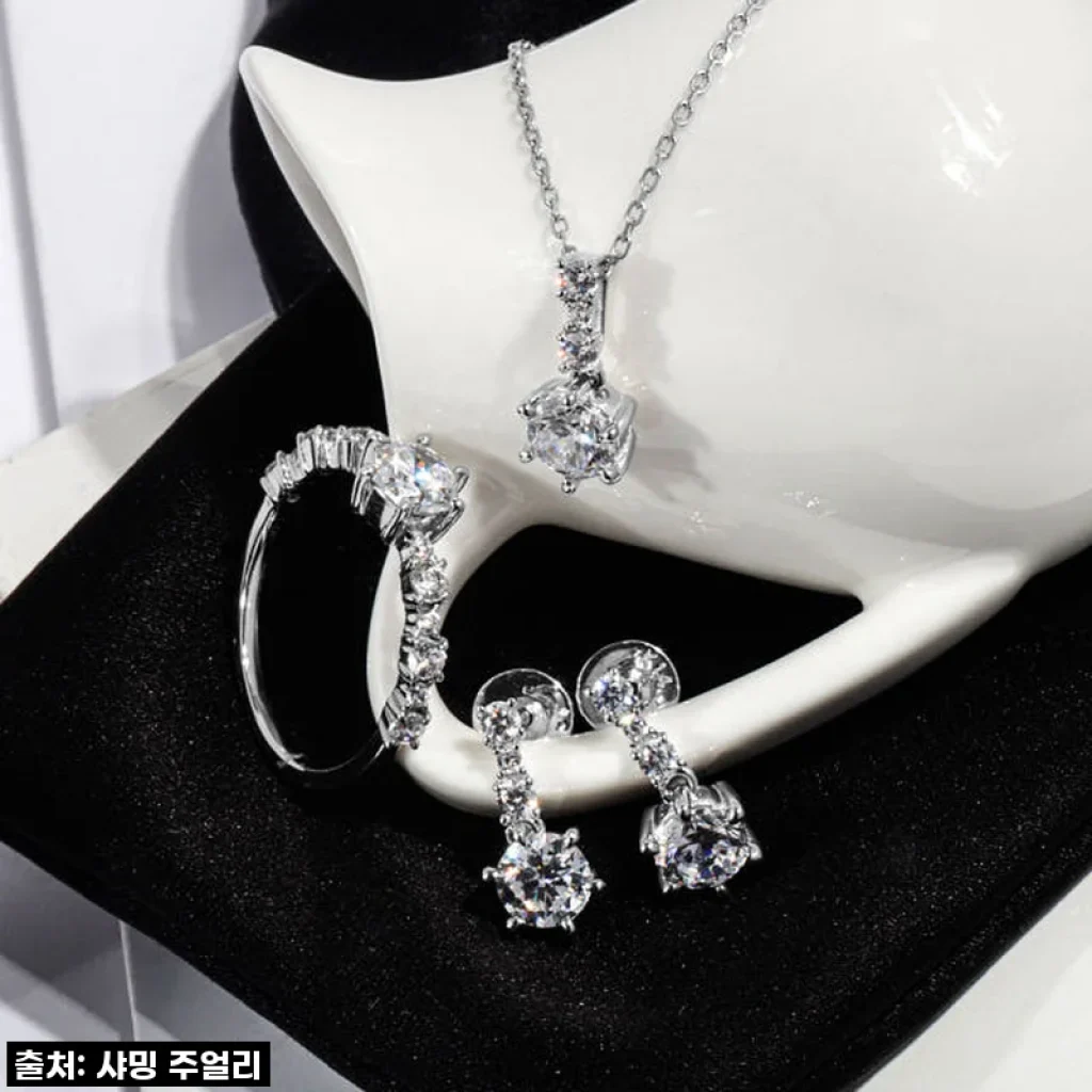 빛나는 선택! 3부 5부 랩 다이아 세트, 라일리 목걸이 귀걸이 반지로 특별한 순간을 완성했어요