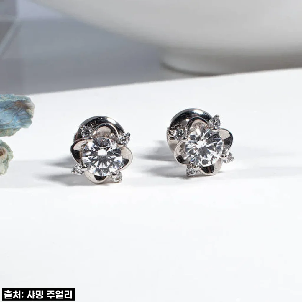 영롱한 빛이 나를 감싸는 기분! GIA 다이아 연꽃 귀걸이, 내 인생 최고의 선물 후기