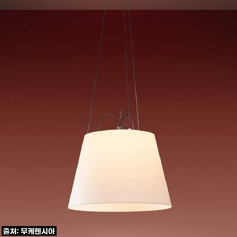 아르떼미데 톨로메오 메가 서스펜션 조명 사용후기: 모던 인테리어에 완벽한 선택