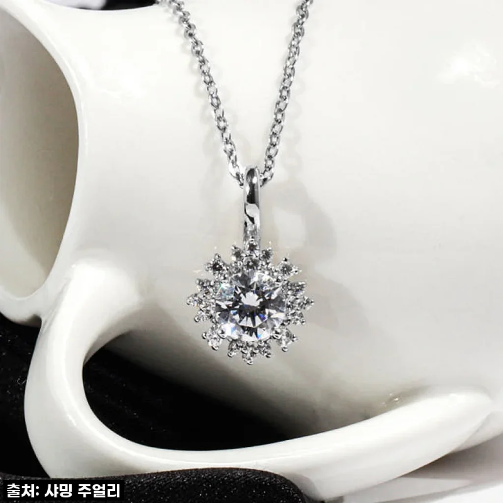 5부 다이아 목걸이 천연 우신 G VVS1 샤이니 프로포즈 결혼 기념일 선물 사용후기
