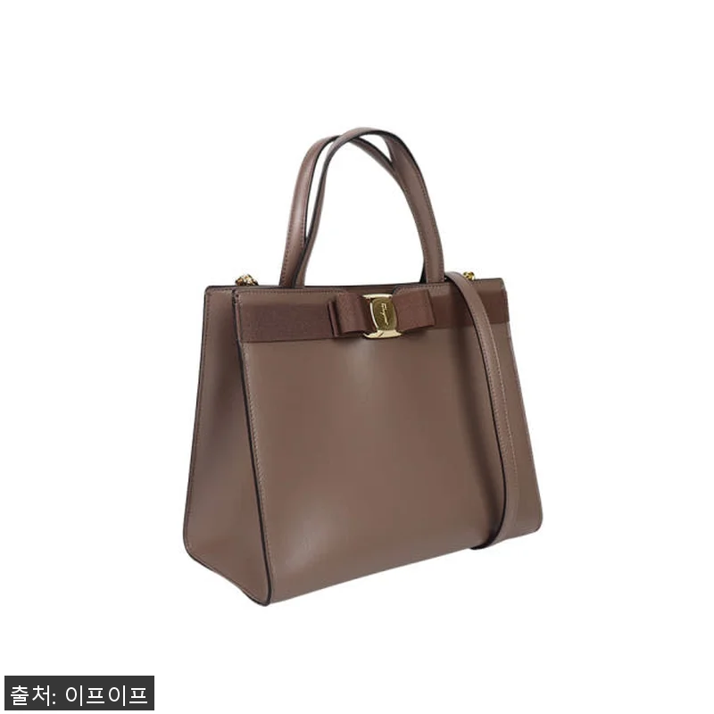 페라가모 뉴 바라 체인 토트백 21I 관련 이미지 2