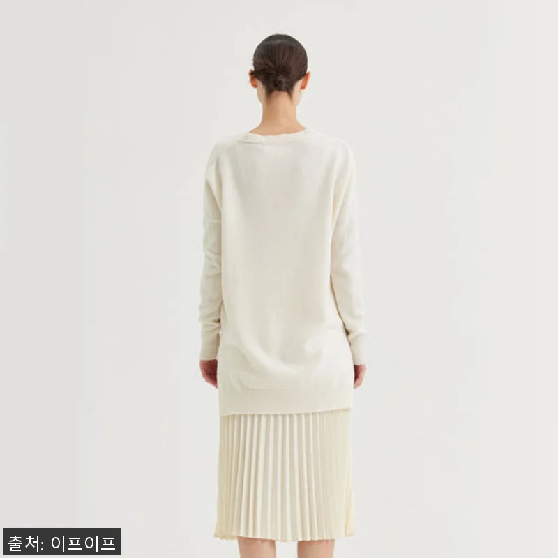 크램38 라렌투 오버핏 브이넥 아이보 관련 이미지 2