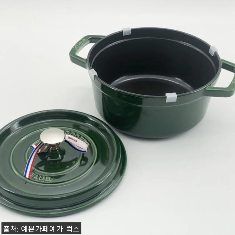 스타우브 B품 원형 꼬꼬떼 22cm 관련 이미지 2