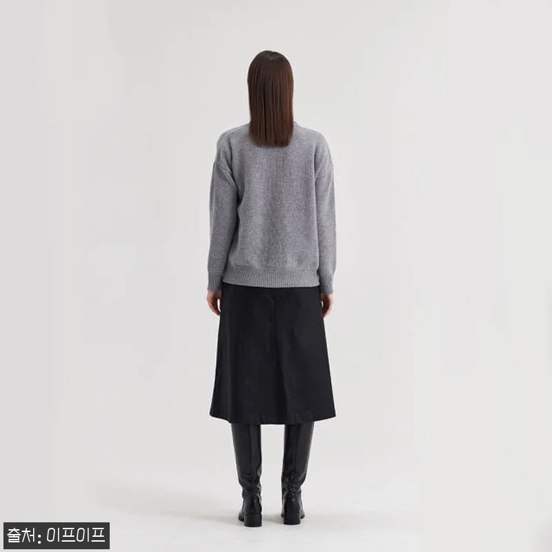 크램38 델피나 그레이 니트 가디건 관련 이미지 3