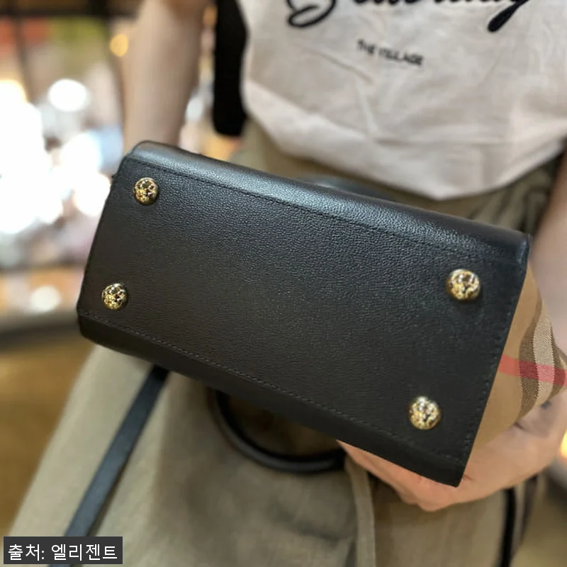 버버리 반웰 하우스체크 미니 토트백 관련 이미지 4