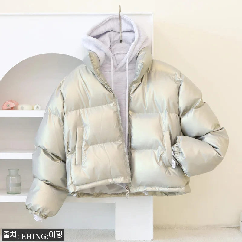 하이넥 글로시 양지퍼 웰론 숏패딩점퍼, 겨울 데일리룩에 딱인 크롭 집업 이슈템 8 하이넥 글로시 양지퍼 웰론 숏패딩점퍼 관련 이미지 2