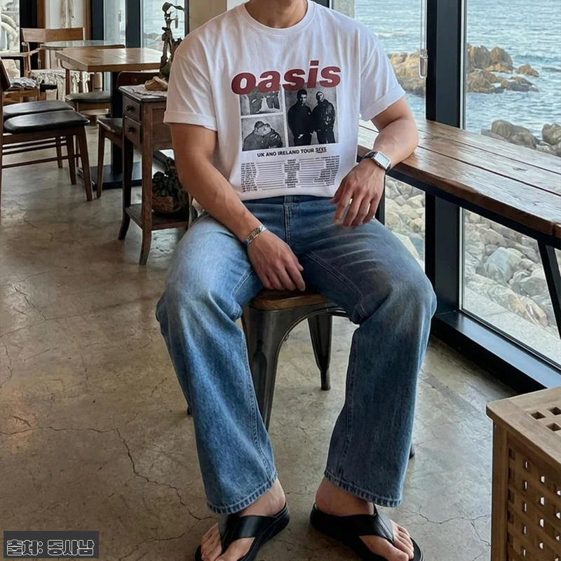 고밀도 오버핏 oasis 반팔티셔츠 D092, 여름 그래픽 티셔츠로 눈여겨볼 이유 17 고밀도 오버핏 oasis 반팔티셔츠 관련 이미지 6