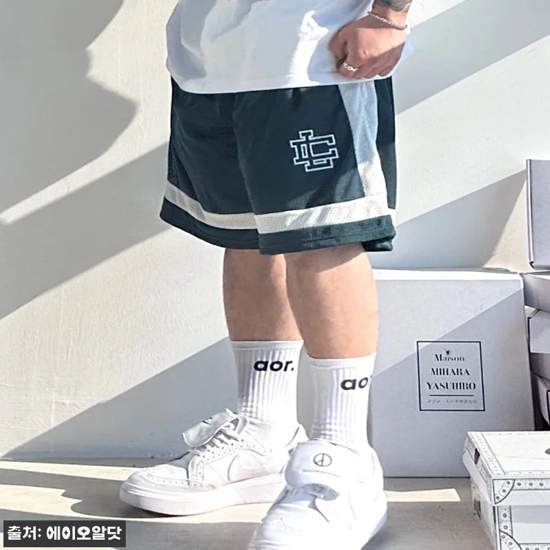 버뮤다 메쉬 하프 팬츠 3COLOR, 여름 짐웨어·오버핏 코디에 눈길 가는 이슈템 18 버뮤다 메쉬 하프 팬츠 3COLOR, 관련 이미지 7