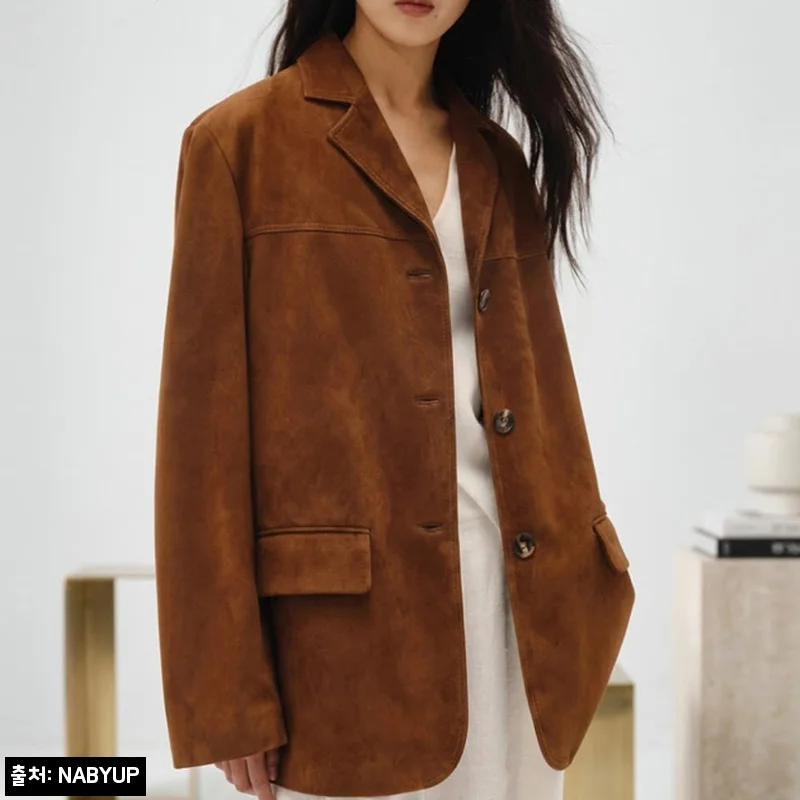 Home 68 여성 브라운 스웨이드 자켓 오버핏 블레이저, 50% 할인 중이라 눈여겨볼 가을 아우터