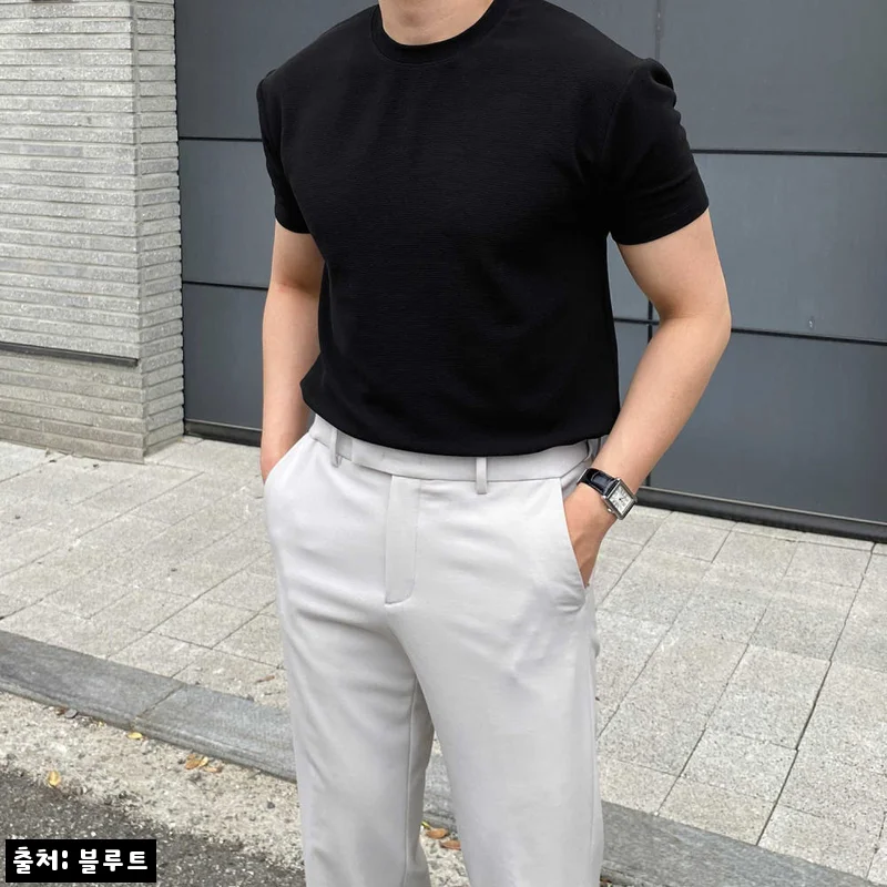 머슬핏반팔 쿨티 어깨넓어보이는옷 링클프리반팔, 16,800원 무료배송으로 눈여겨볼 기본 반팔
